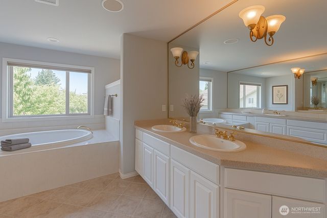 5207 77th Court W, University Place, WA 98467