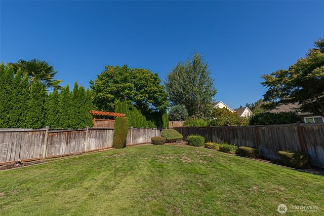 5207 77th Court W, University Place, WA 98467