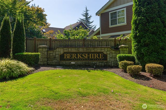 5207 77th Court W, University Place, WA 98467