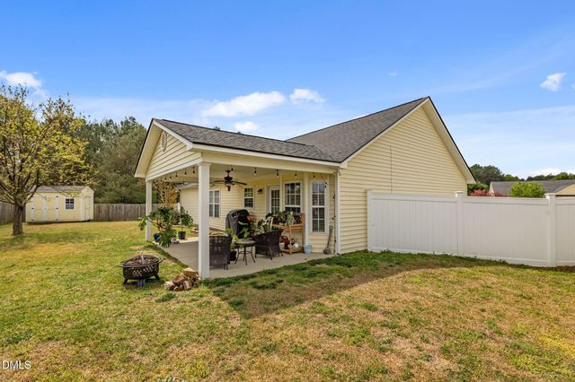 129 Tuxford Court, Raeford, NC 28376