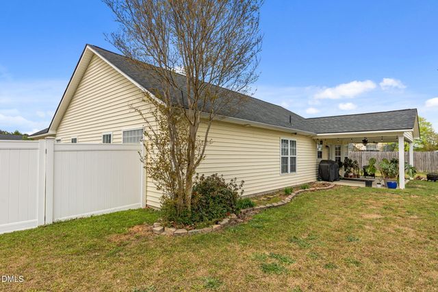 129 Tuxford Court, Raeford, NC 28376