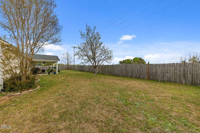 129 Tuxford Court, Raeford, NC 28376