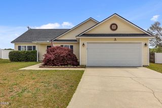 129 Tuxford Court, Raeford, NC 28376