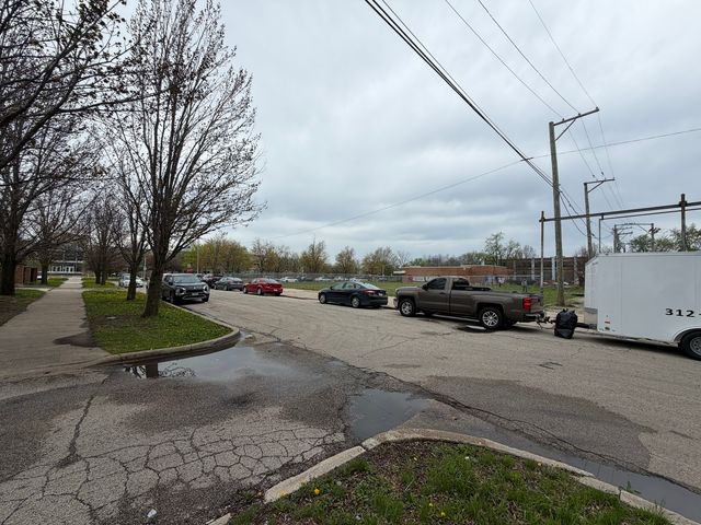 517 N Sawyer Avenue, Chicago, IL 60624