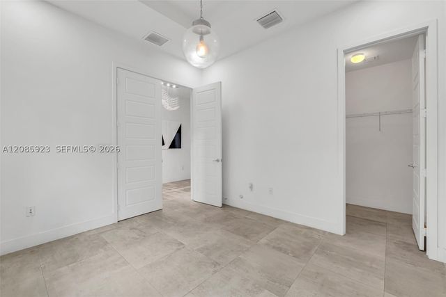 15071 SW 176th St, Miami, FL 33187