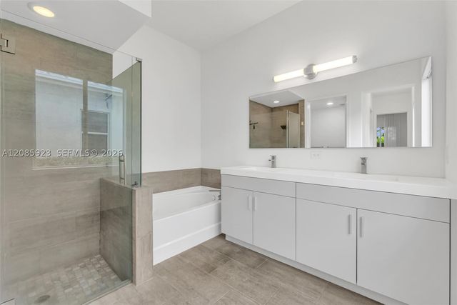 15071 SW 176th St, Miami, FL 33187