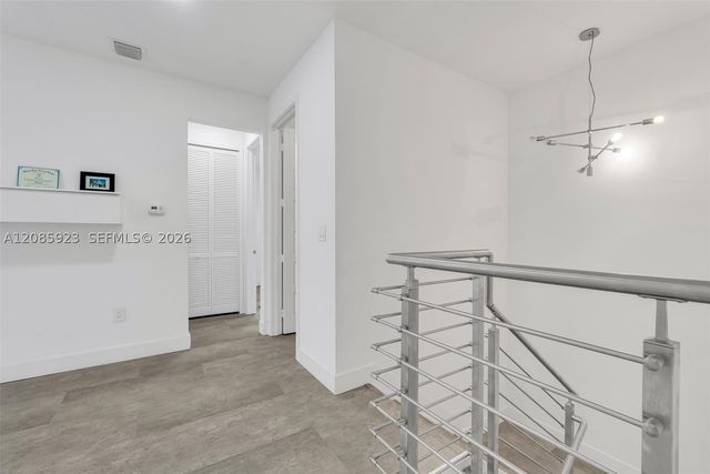 15071 SW 176th St, Miami, FL 33187