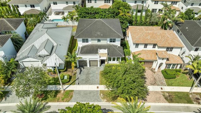 15071 SW 176th St, Miami, FL 33187