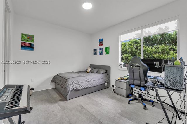 15071 SW 176th St, Miami, FL 33187