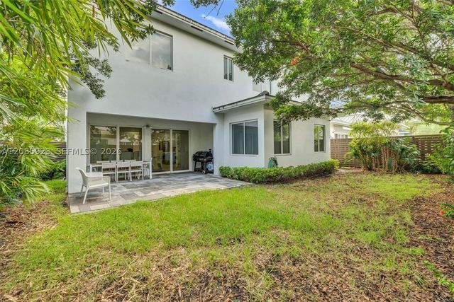 15071 SW 176th St, Miami, FL 33187