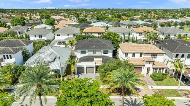 15071 SW 176th St, Miami, FL 33187