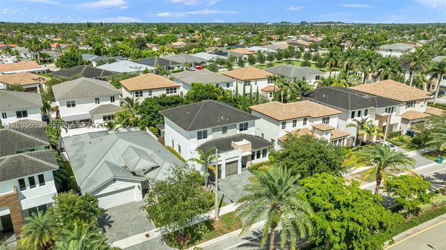 15071 SW 176th St, Miami, FL 33187