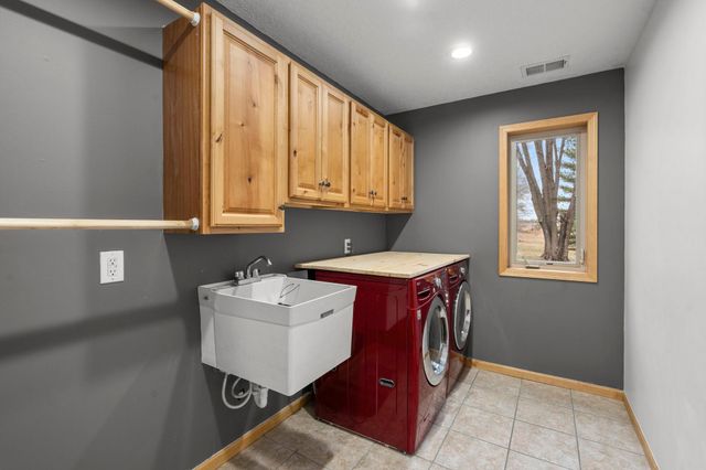 11384 269th Avenue NW, Zimmerman, MN 55398