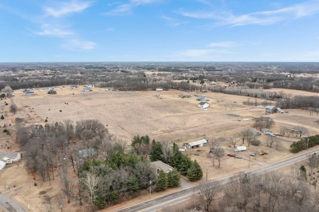 11384 269th Avenue NW, Zimmerman, MN 55398