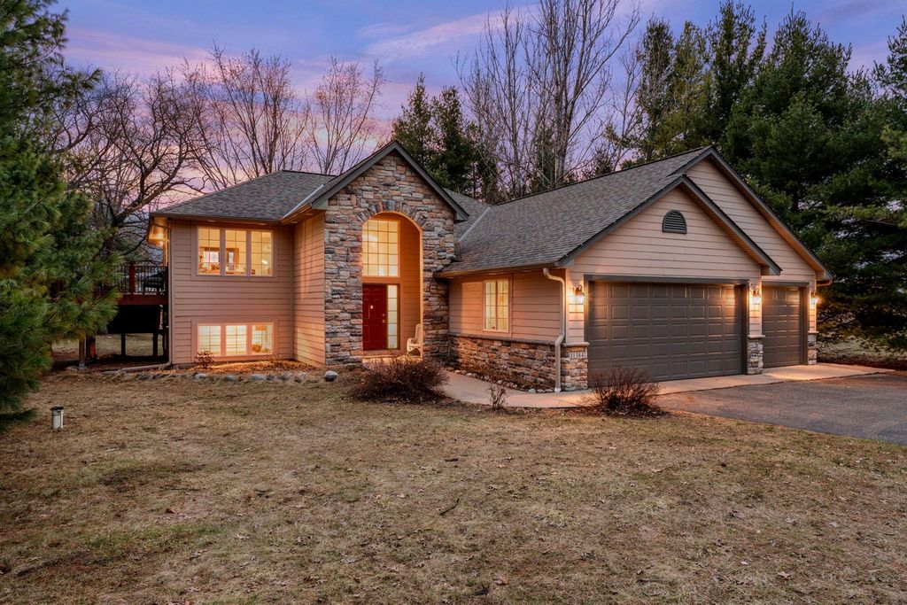 11384 269th Avenue NW, Zimmerman, MN 55398