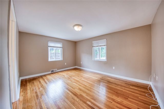 447 Old Clairton Rd, Pleasant Hills, PA 15236