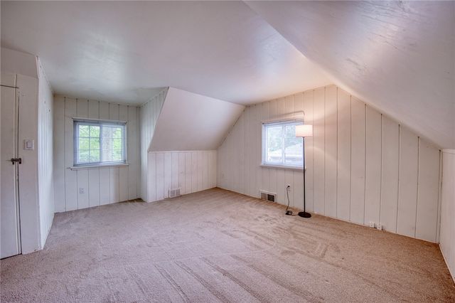 447 Old Clairton Rd, Pleasant Hills, PA 15236
