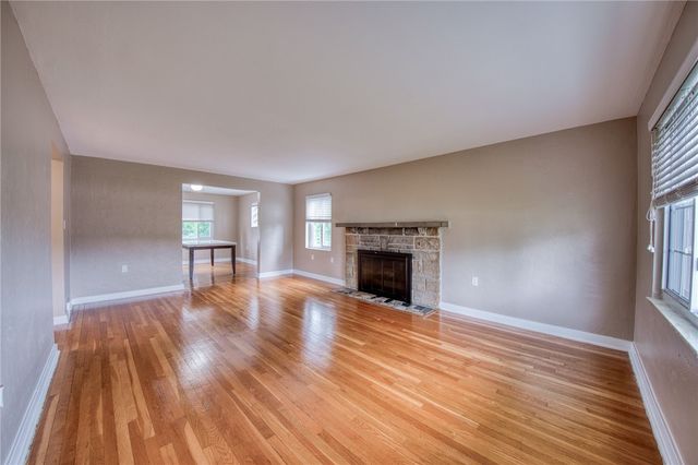 447 Old Clairton Rd, Pleasant Hills, PA 15236