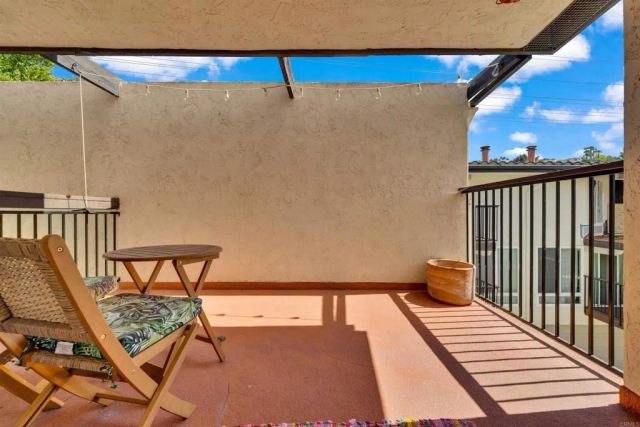 2402 Altisma Way D, Carlsbad, CA 92009