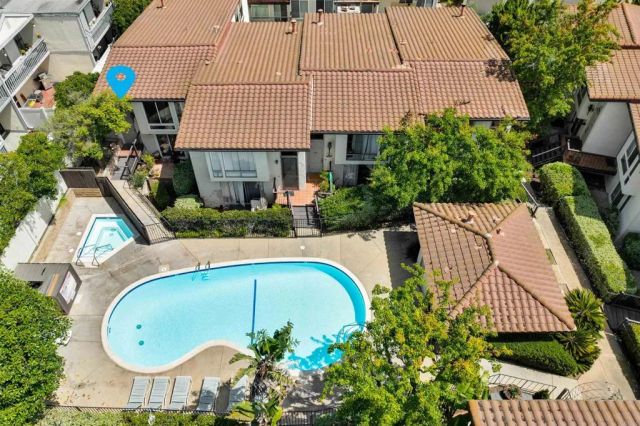 2402 Altisma Way D, Carlsbad, CA 92009