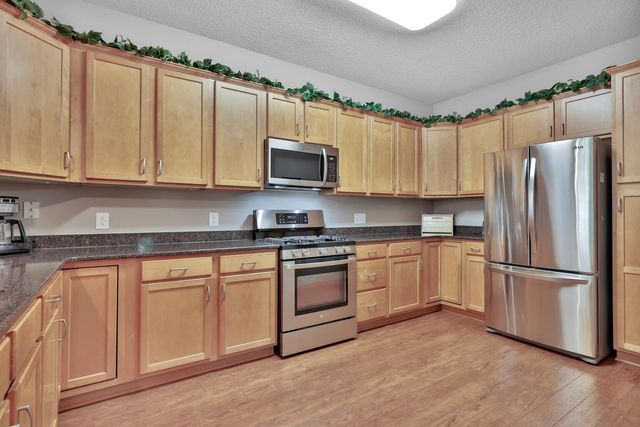 4460 Empire Drive N 1, Hugo, MN 55038