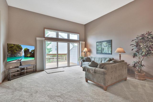 4460 Empire Drive N 1, Hugo, MN 55038