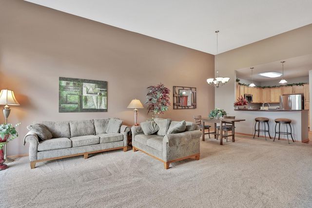 4460 Empire Drive N 1, Hugo, MN 55038