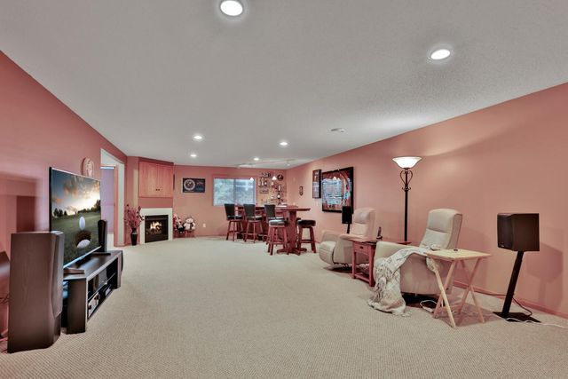 4460 Empire Drive N 1, Hugo, MN 55038
