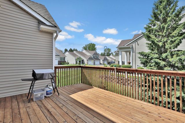 4460 Empire Drive N 1, Hugo, MN 55038