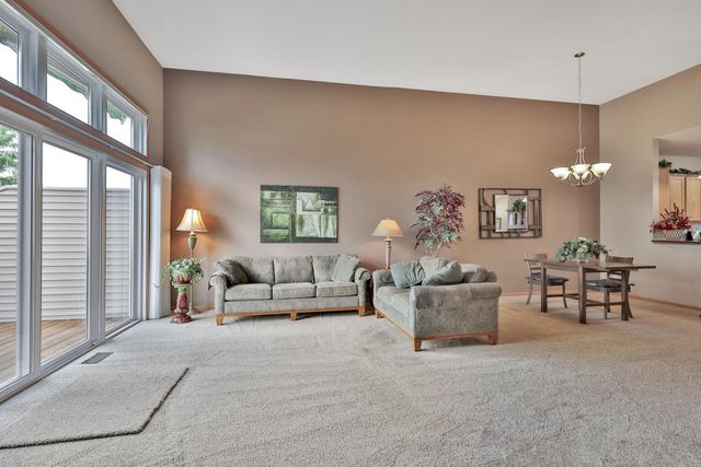 4460 Empire Drive N 1, Hugo, MN 55038