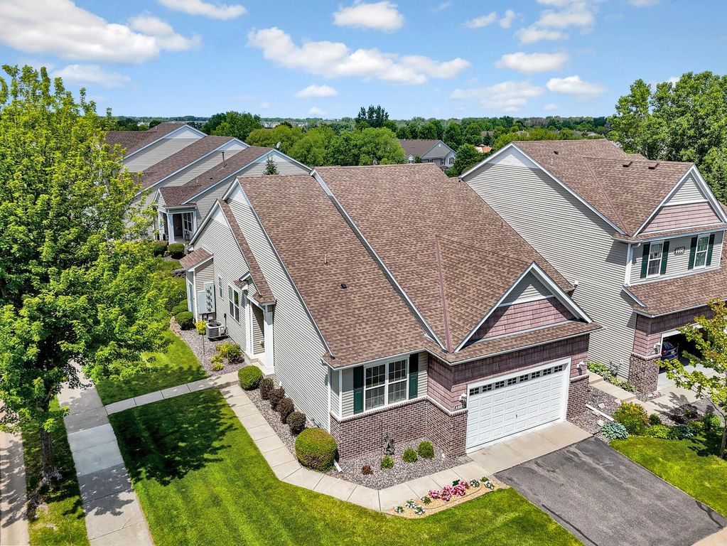 4460 Empire Drive N 1, Hugo, MN 55038