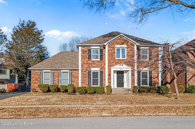 1811 Bainbridge Row Dr, Louisville, KY 40207