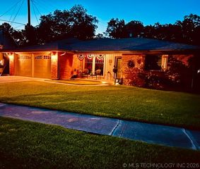 405 3rd Avenue SW, Ardmore, OK 73401