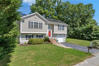 15 Meadow Road, Scituate, RI 02831