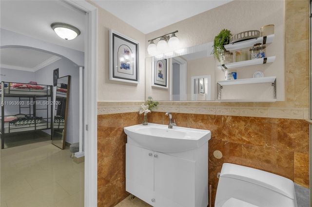 17101 NW 57th Ave 110, Miami Gardens, FL 33055