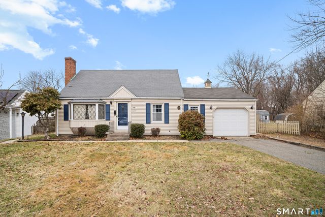 9 Foxcroft Road, Enfield, CT 06082