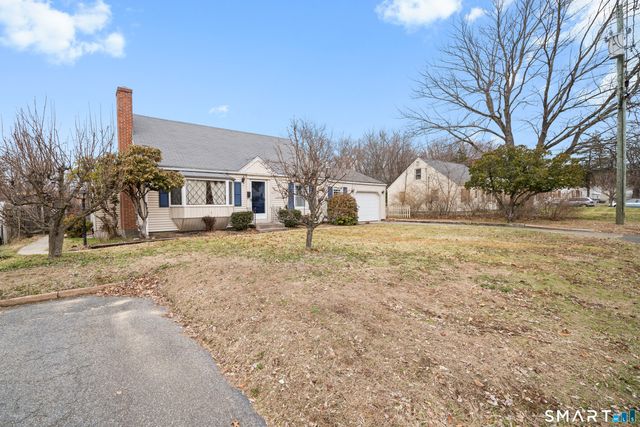 9 Foxcroft Road, Enfield, CT 06082