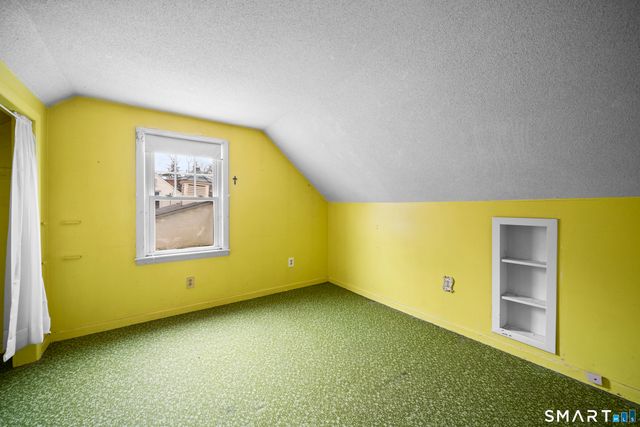 9 Foxcroft Road, Enfield, CT 06082