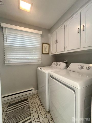 451 Roxbury Lane A, Monroe, NJ 08831