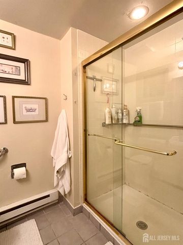 451 Roxbury Lane A, Monroe, NJ 08831