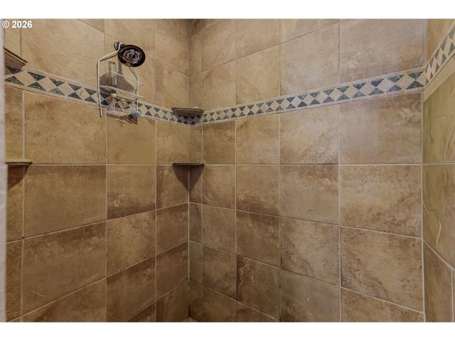 29455 GREGORY Rd, Rainier, OR 97048