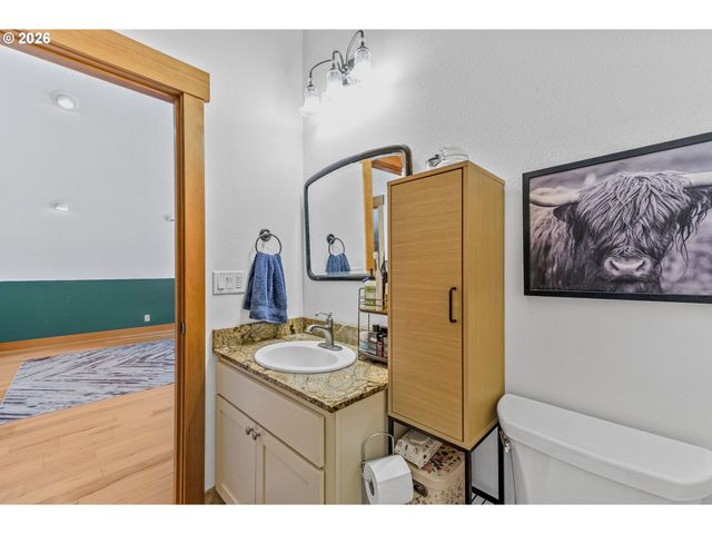 29455 GREGORY Rd, Rainier, OR 97048