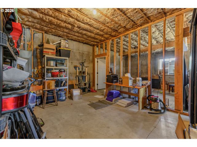 29455 GREGORY Rd, Rainier, OR 97048