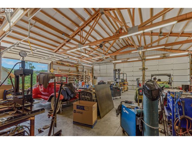 29455 GREGORY Rd, Rainier, OR 97048