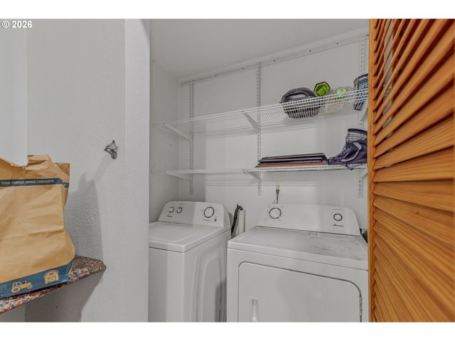 29455 GREGORY Rd, Rainier, OR 97048