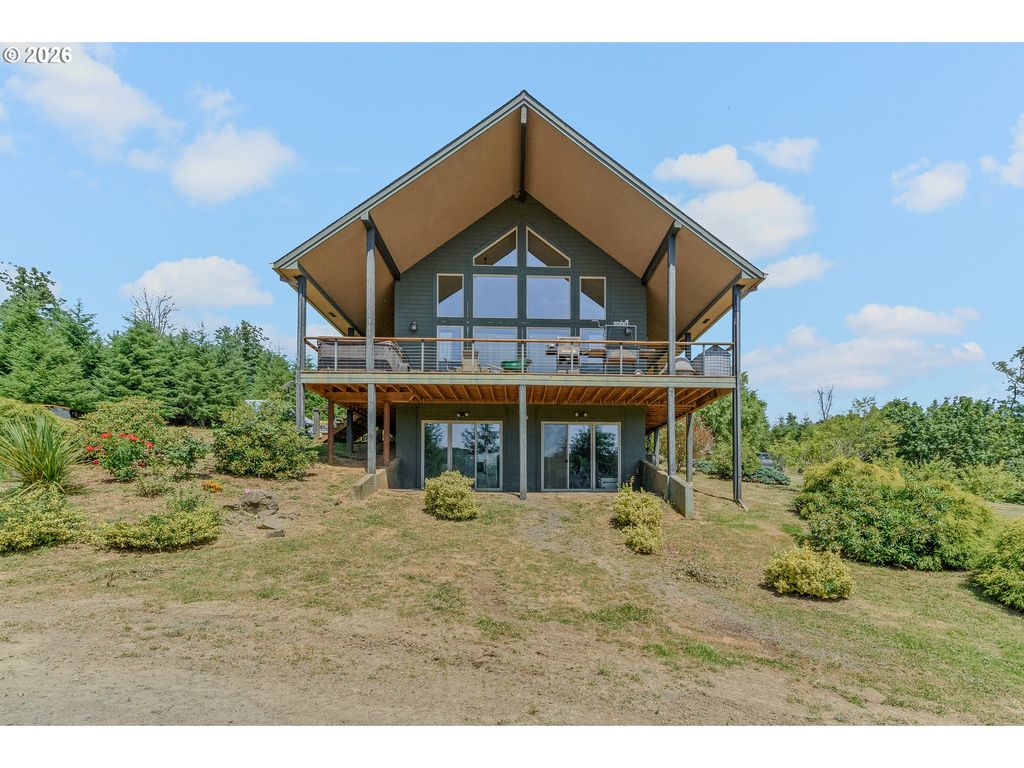 29455 GREGORY Rd, Rainier, OR 97048
