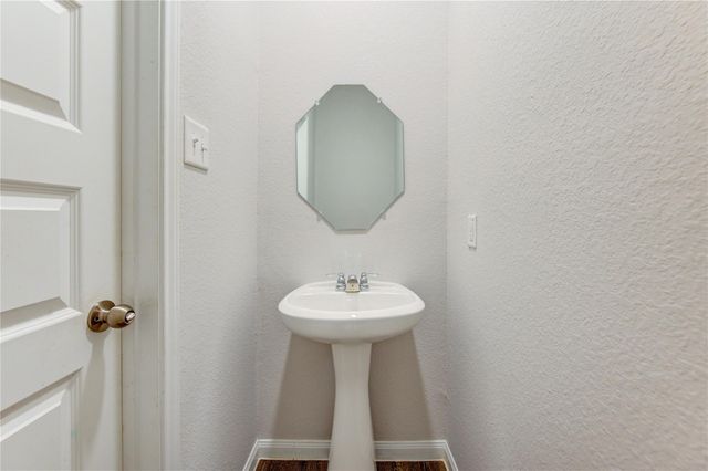 22010 King Heights Lane, Houston, TX 77073