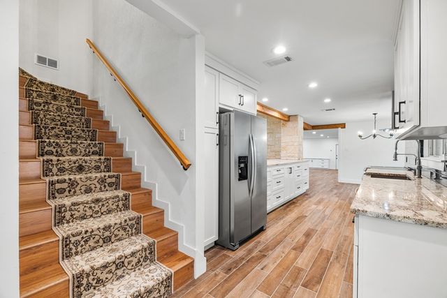 2180 Medina Hwy, Kerrville, TX 78028