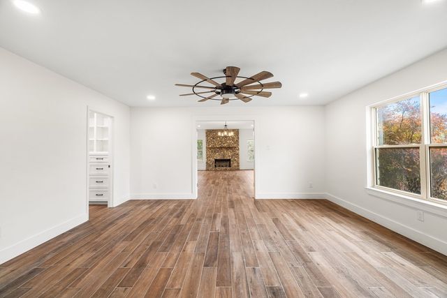 2180 Medina Hwy, Kerrville, TX 78028