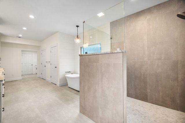 2180 Medina Hwy, Kerrville, TX 78028